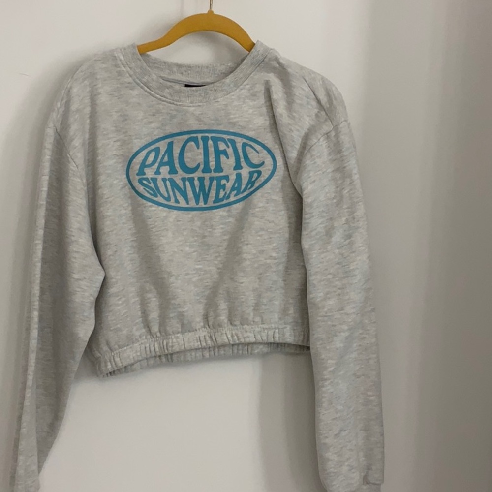 Pacific sunwear cropped sweatshirt